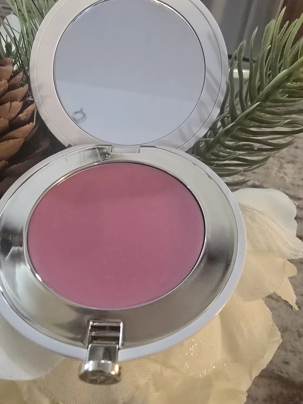 Beautycounter Cheeky Cream Blush Compact In Rosebud NIB✨ FREE GIFT ✨